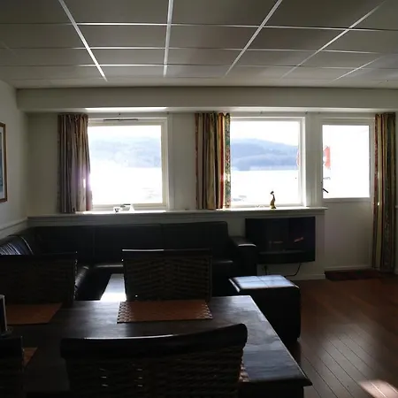 Tysnes Sjo Og Fritid Aparthotel Uggdal Rum bild